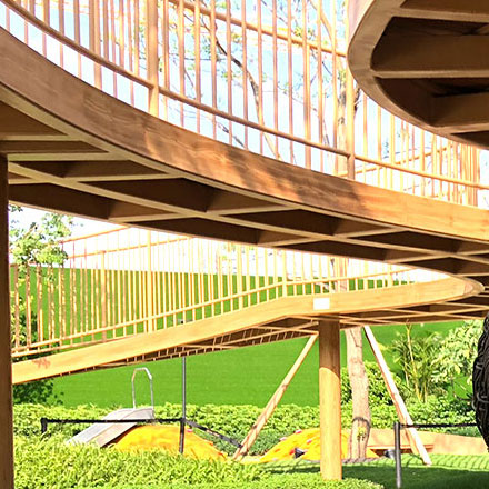 成都地產(chǎn)項(xiàng)目標(biāo)識(shí)標(biāo)牌與自然環(huán)境的融合